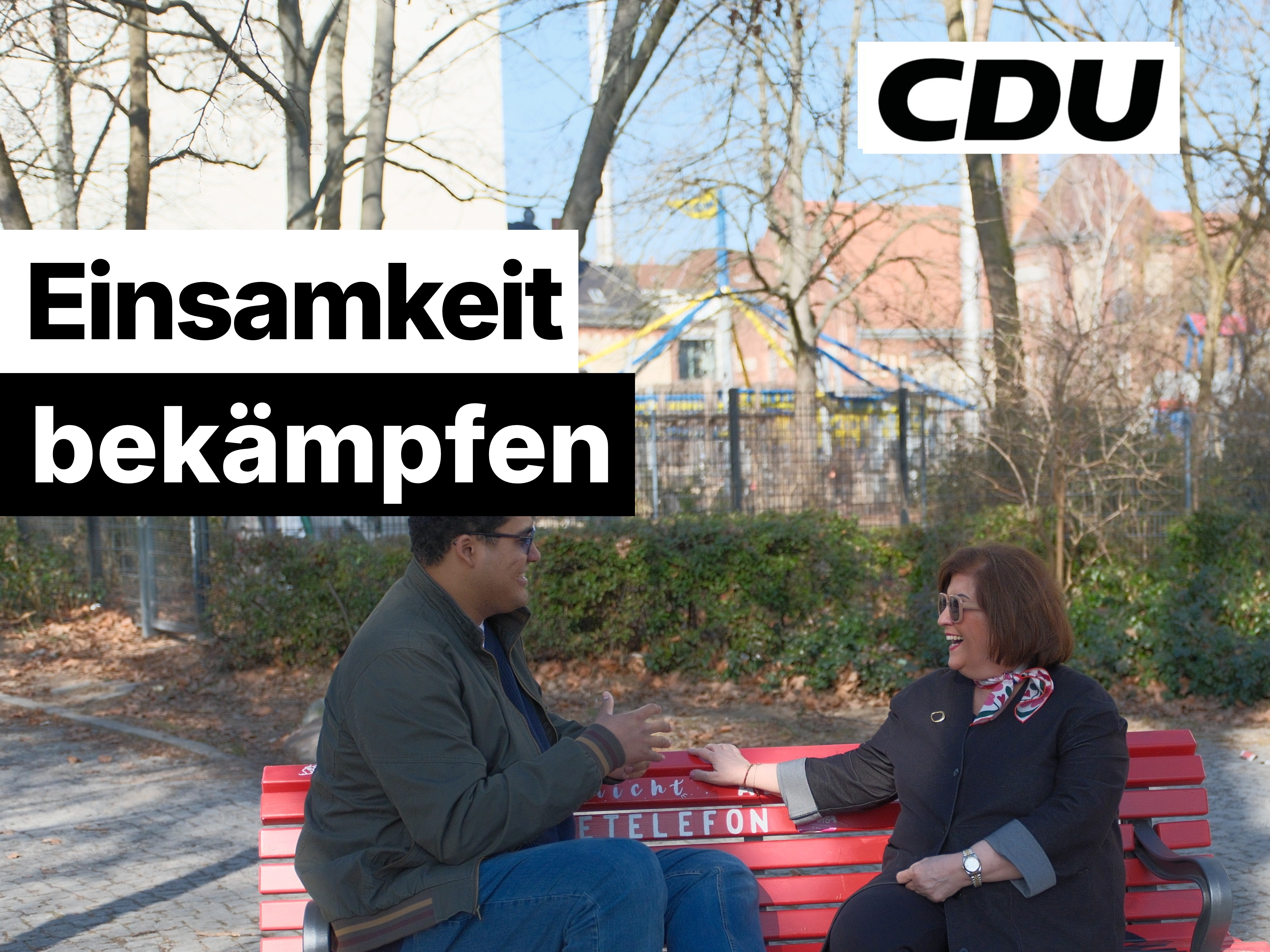 S. Zielinski und J. St�ckler auf einer Bank am Nikolsburger Platz