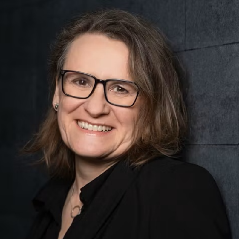  Astrid Duda